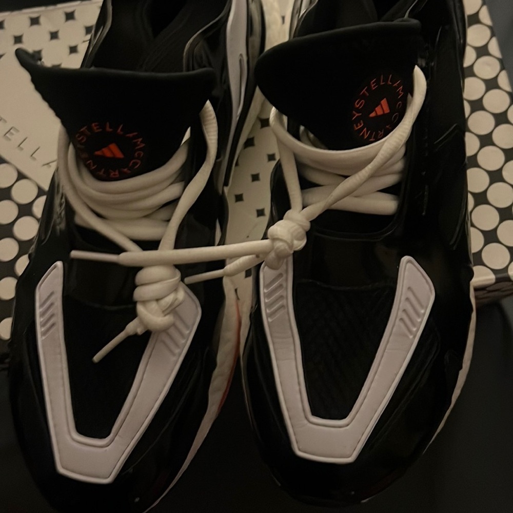 Stella McCartney Adidas Ultraboost 22